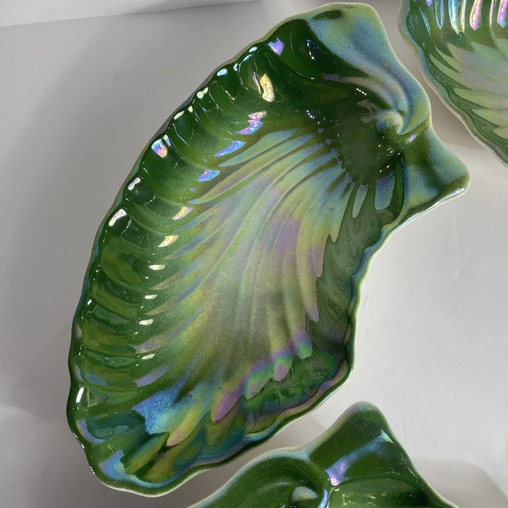 Mid-Century Vintage Maddux Of Calif Lusterware Made In USA 4 Cabbage Leaves 3008